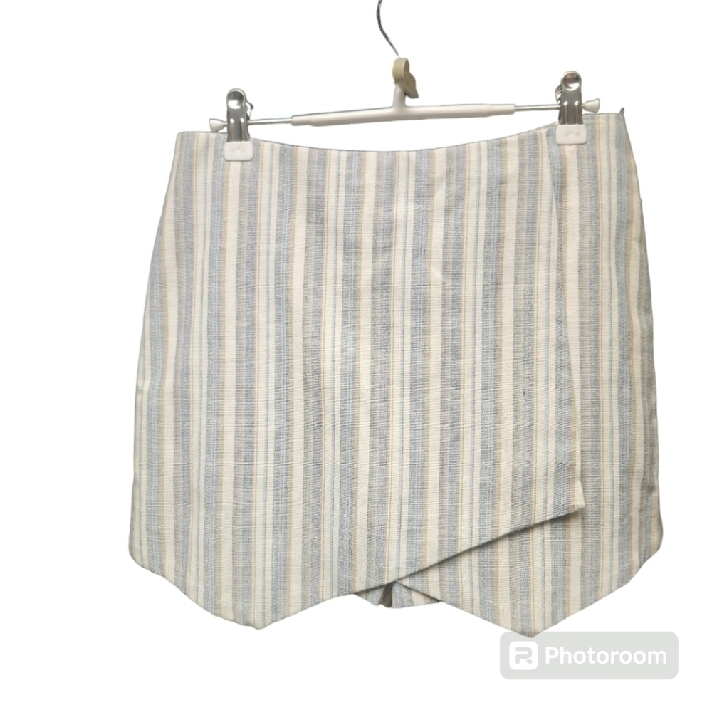 LOVE RICHE Blue Cream Striped Linen Blend Skort Sz. M Preppy